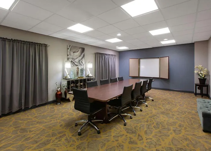 Wingate By Wyndham Oklahoma City Airport