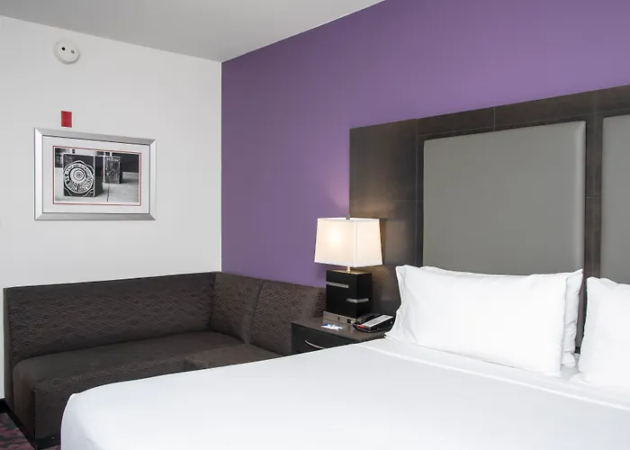 Holiday Inn Express & Suites Columbus - Polaris, An Ihg Hotel