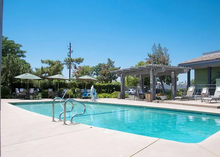 Best Western Village Inn Fresno