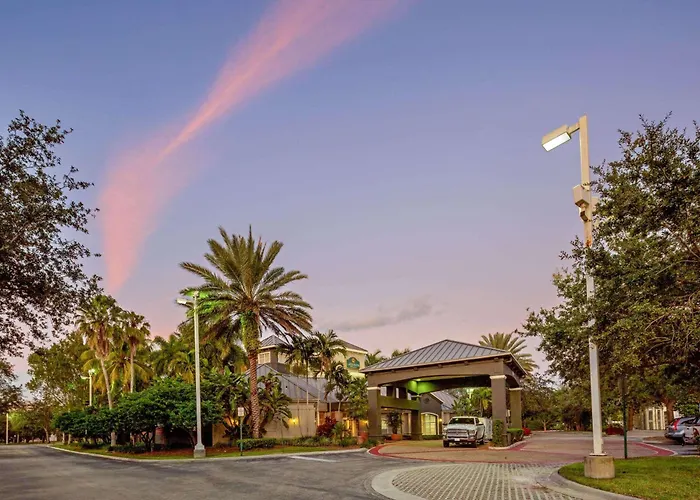 Plantation Hotels