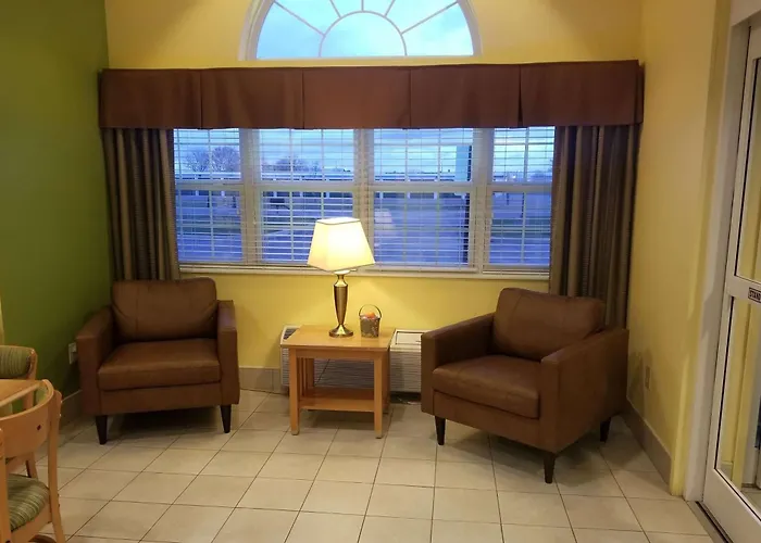 Delphos Hotels