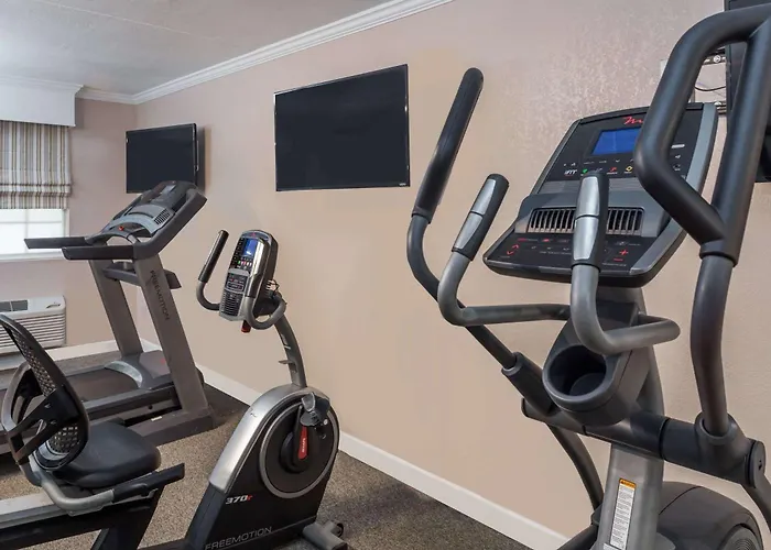 Casa Bella Inn & Suites Extended Stay Tallahassee