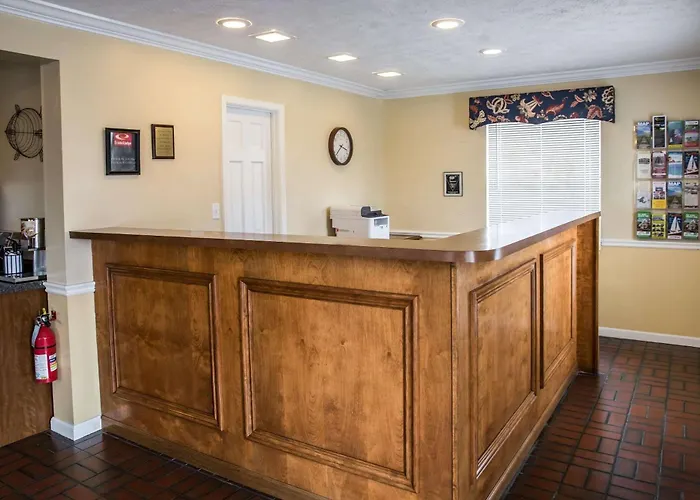 Econo Lodge Crystal Coast Morehead City