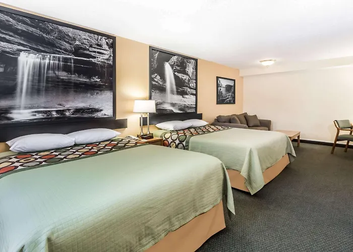 Ottawa Hotels