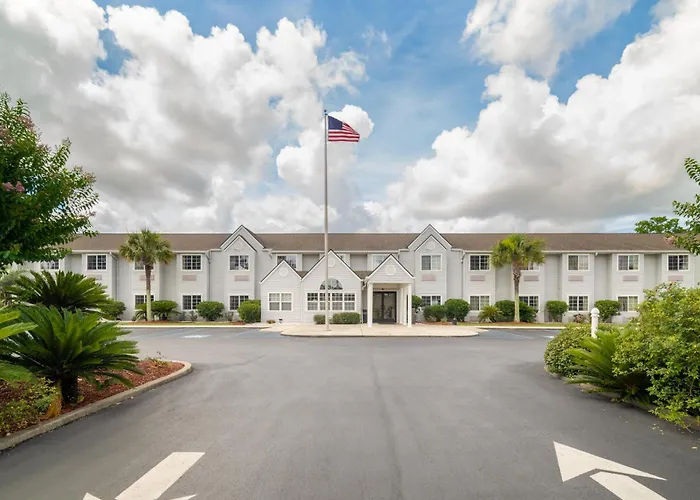 Pooler Hotels