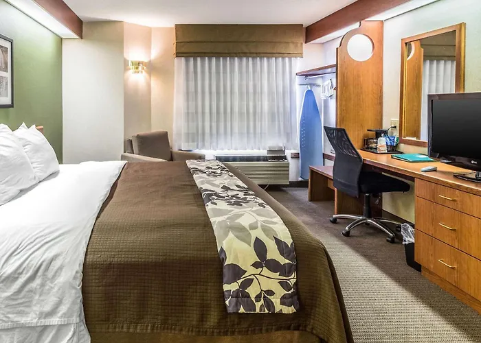 Sleep Inn & Suites Bay View Acme - Traverse City