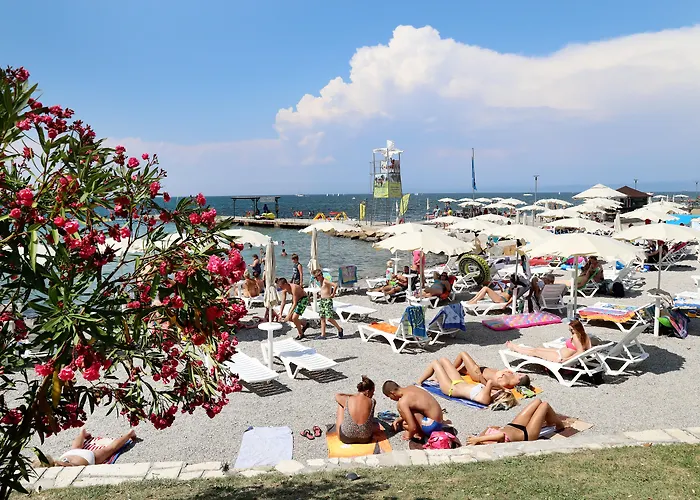 Hotels in Izola