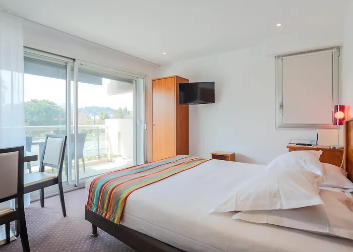 Cit'Hotel Tiercé Beach Hotel Cagnes-sur-Mer