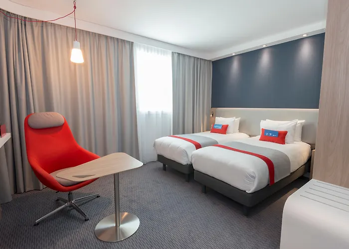 Velizy-Villacoublay Hotels