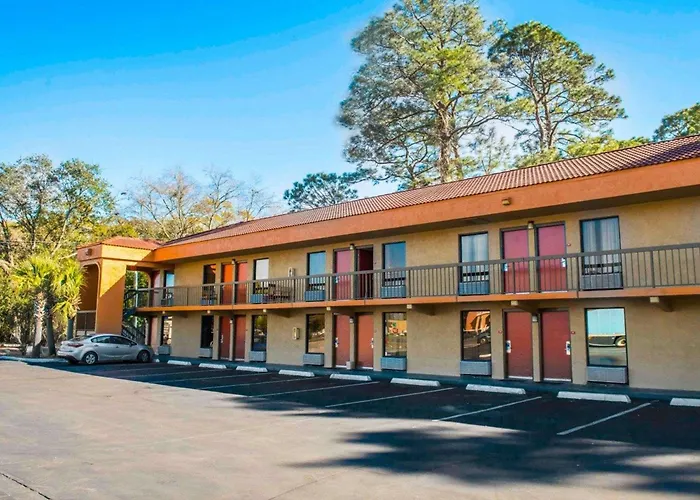 Econo Lodge Panama City St Andrews