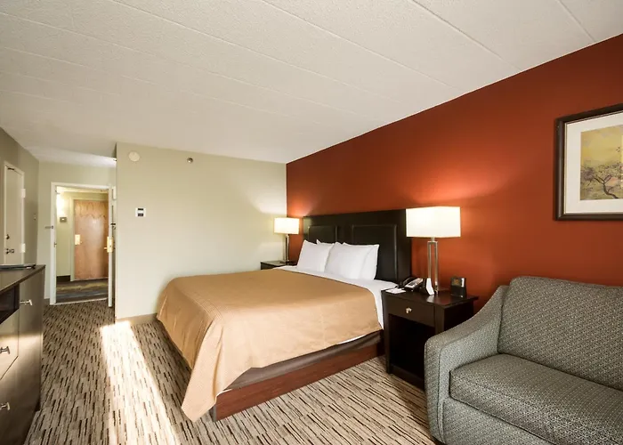 Exton Hotel And Conference Center