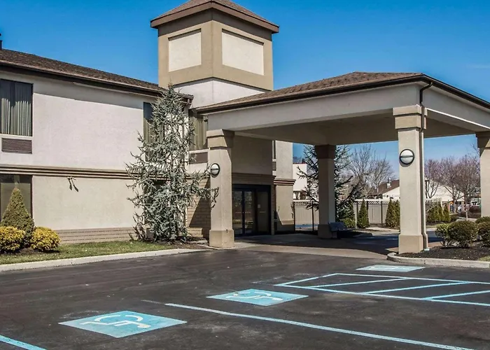 Morrisville (Bucks County) Hotels