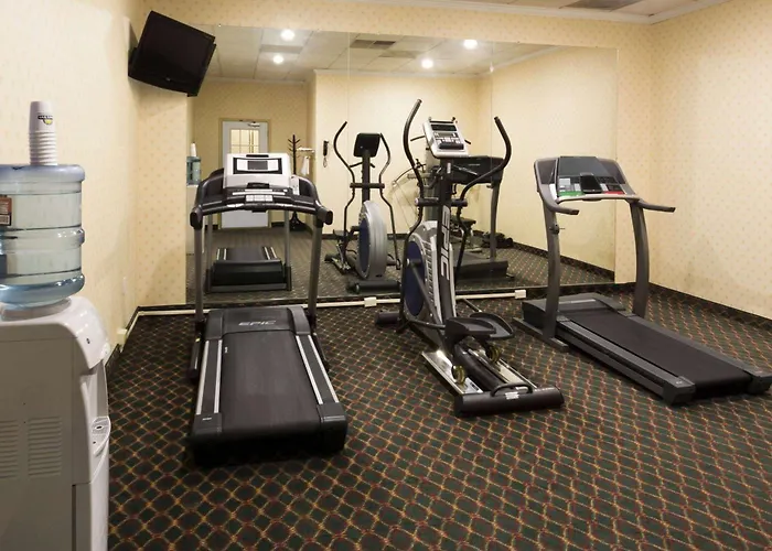 Days Inn By Wyndham Rome Downtown