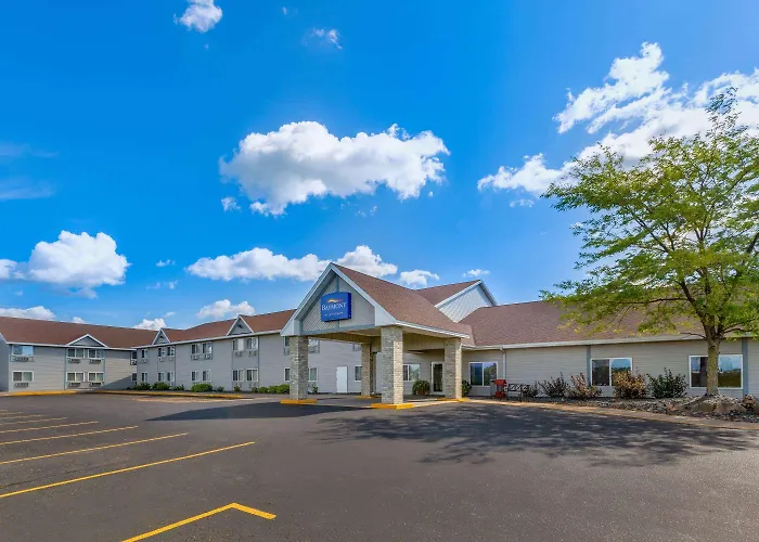 Baymont By Wyndham Baldwin Hotel
