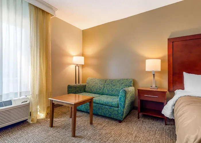 Portsmouth Hotels
