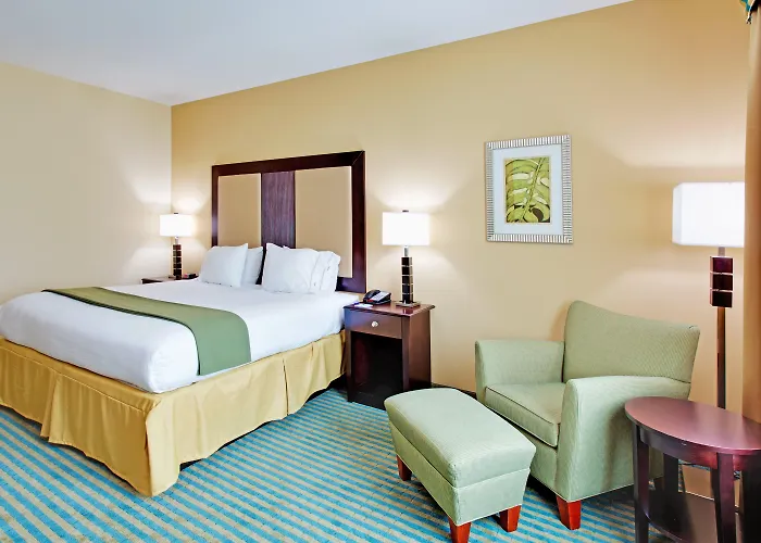 Holiday Inn Express Hotel & Suites Gulf Shores By Ihg