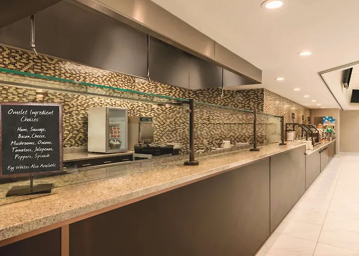 Embassy Suites By Hilton Milwaukee Brookfield
