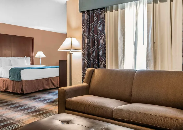 Clarion Inn Near Jblm Tacoma