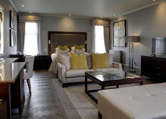 Chryston Hotels