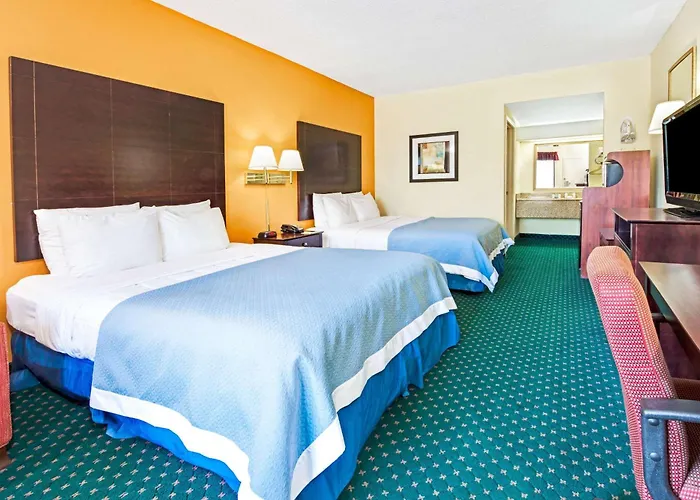 Covington Hotels