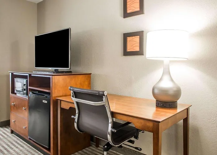Comfort Inn Hammond I-94
