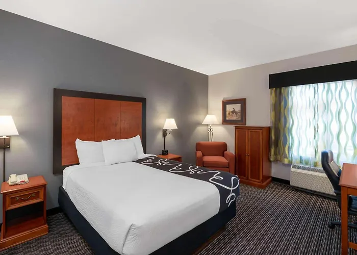 Rifle Hotels