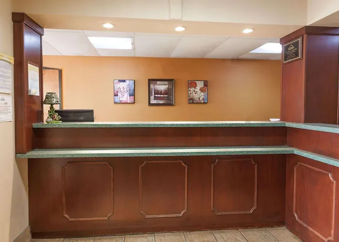 Red Carpet Inn Elkton