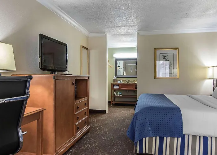 Clarion Inn Morgan City