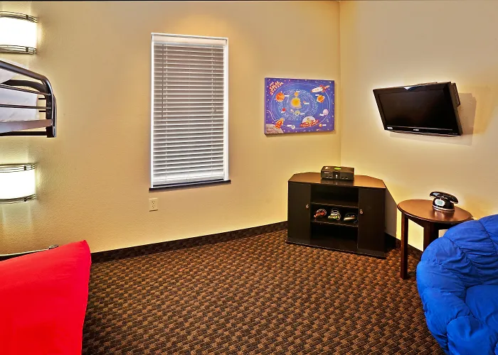 Comfort Inn & Suites Miami - Route 66