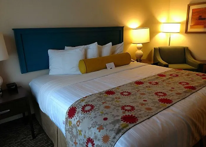 Dayton Hotels