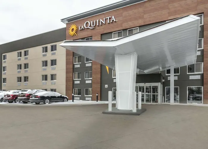 Cleveland Hotels