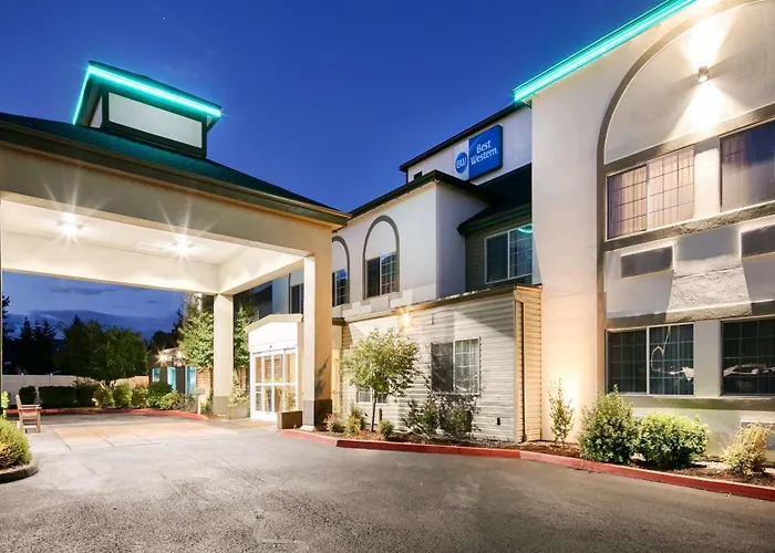 Woodland Hotels