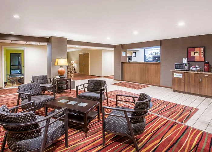 Brookings Hotels
