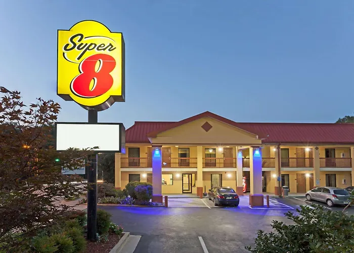 Super 8 By Wyndham Decatur/Dntn/Atlanta Area Hotel