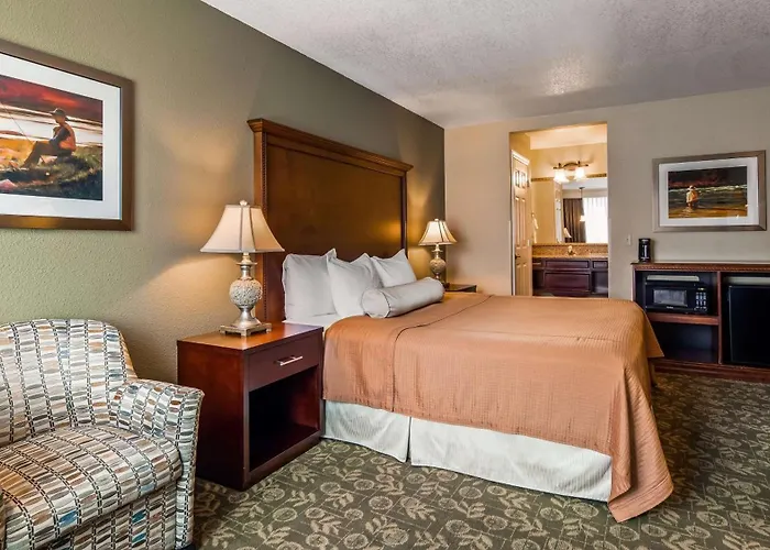 Reedsport Hotels