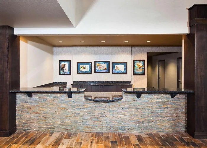 Polson Hotels