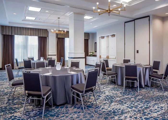 Hilton Garden Inn Jackson Downtown
