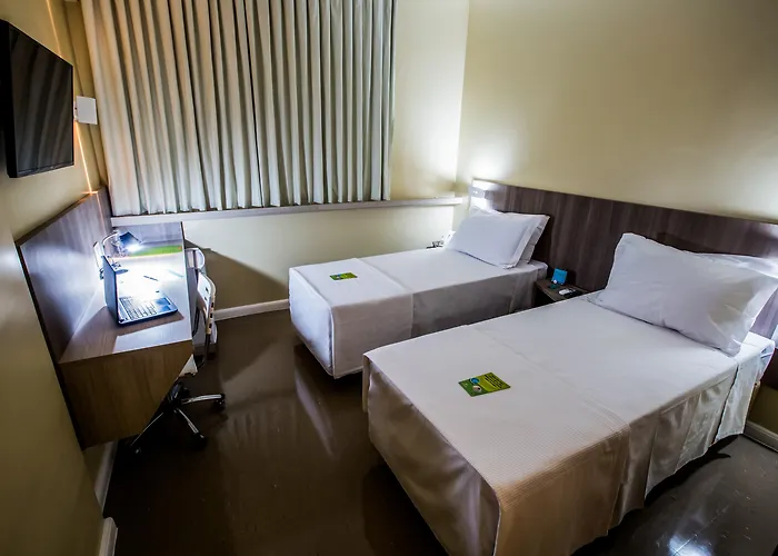 Slim Cuiabá Aeroporto Hotel