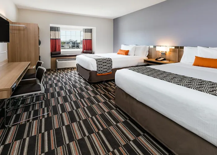 Monahans Hotels