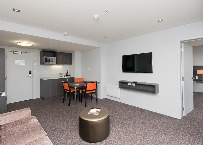 Palmerston North Hotels