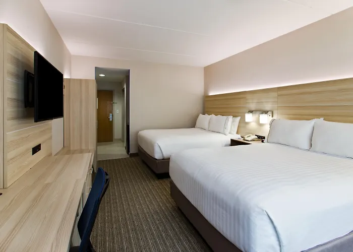 Tavares Hotels