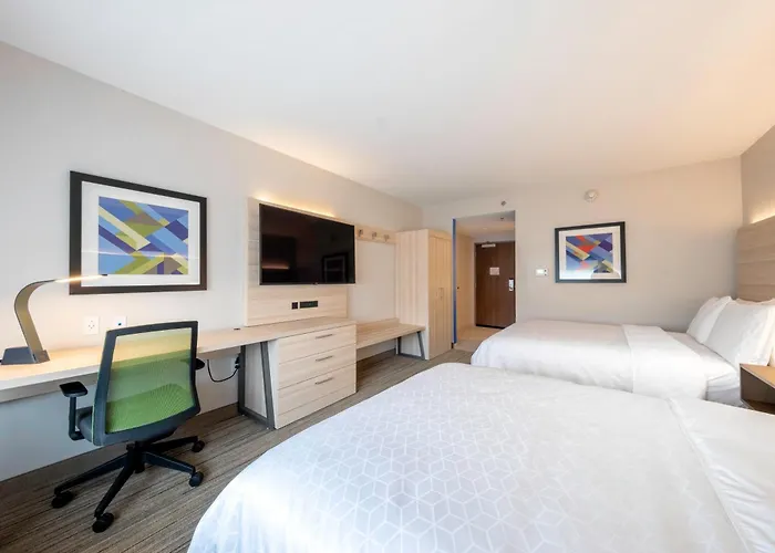 Holiday Inn Express & Suites - Staunton By Ihg