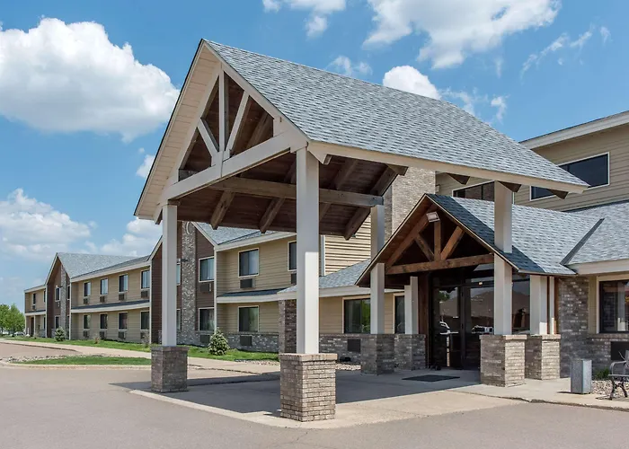 New Prague Hotels
