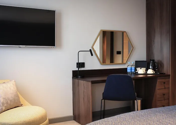 Hatfield (Hertfordshire) Hotels