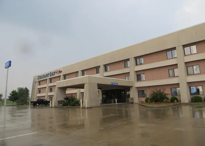 Baymont By Wyndham Paducah Hotel