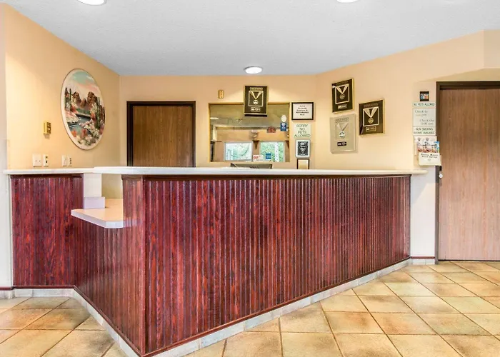 Quality Inn & Suites Manitou Springs At Pikes Peak