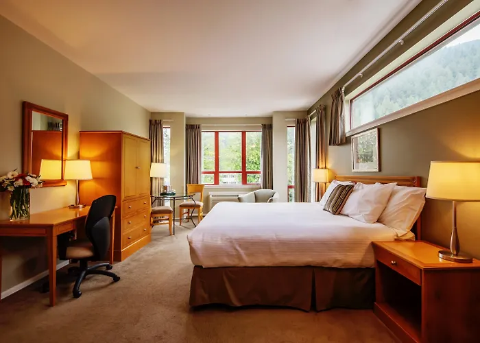 Harrison Hot Springs Hotels With Pool