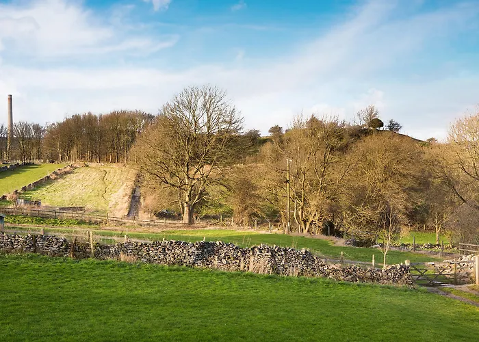 Bradwell (Derbyshire) Hotels