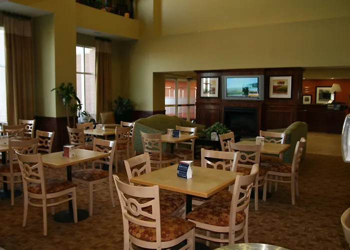 Hampton Inn & Suites Gainesville