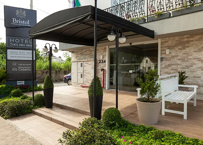 Bristol Sabrina Hotel De Charme Joinville